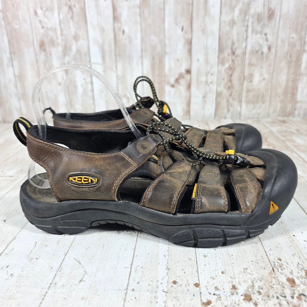 KEEN Newport Premium Bison Brown Leather Sport Sandals Mens 10 Hiking Trail Shoe